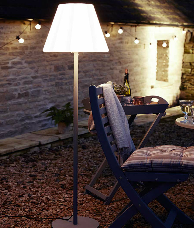 Outdoor floor lamps to use in a deck or patio Elsa Outdoor Floor Lamp