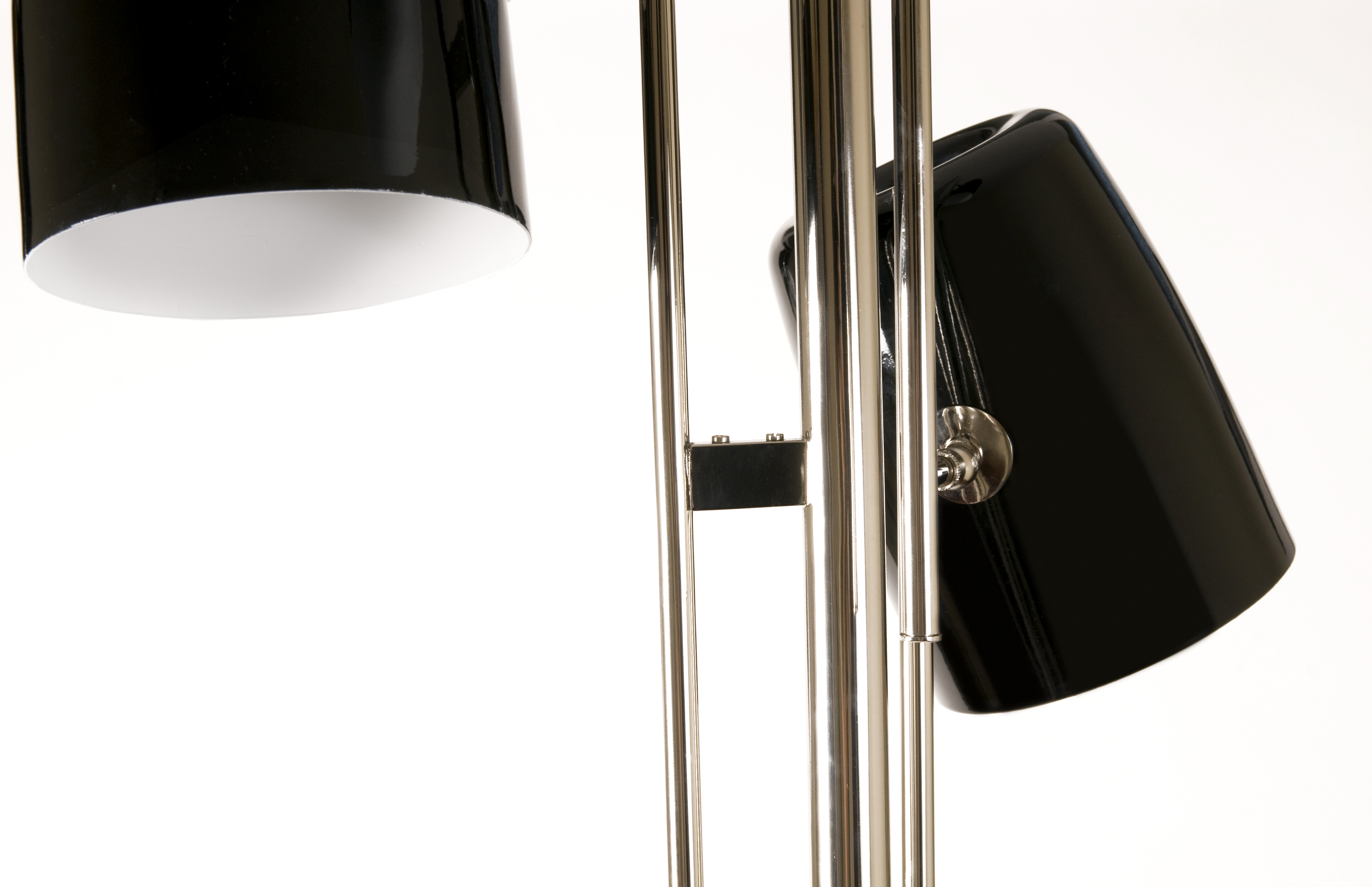 Bright Ideas A Modern Floor Lamp for a Relaxing Atmosphere 1
