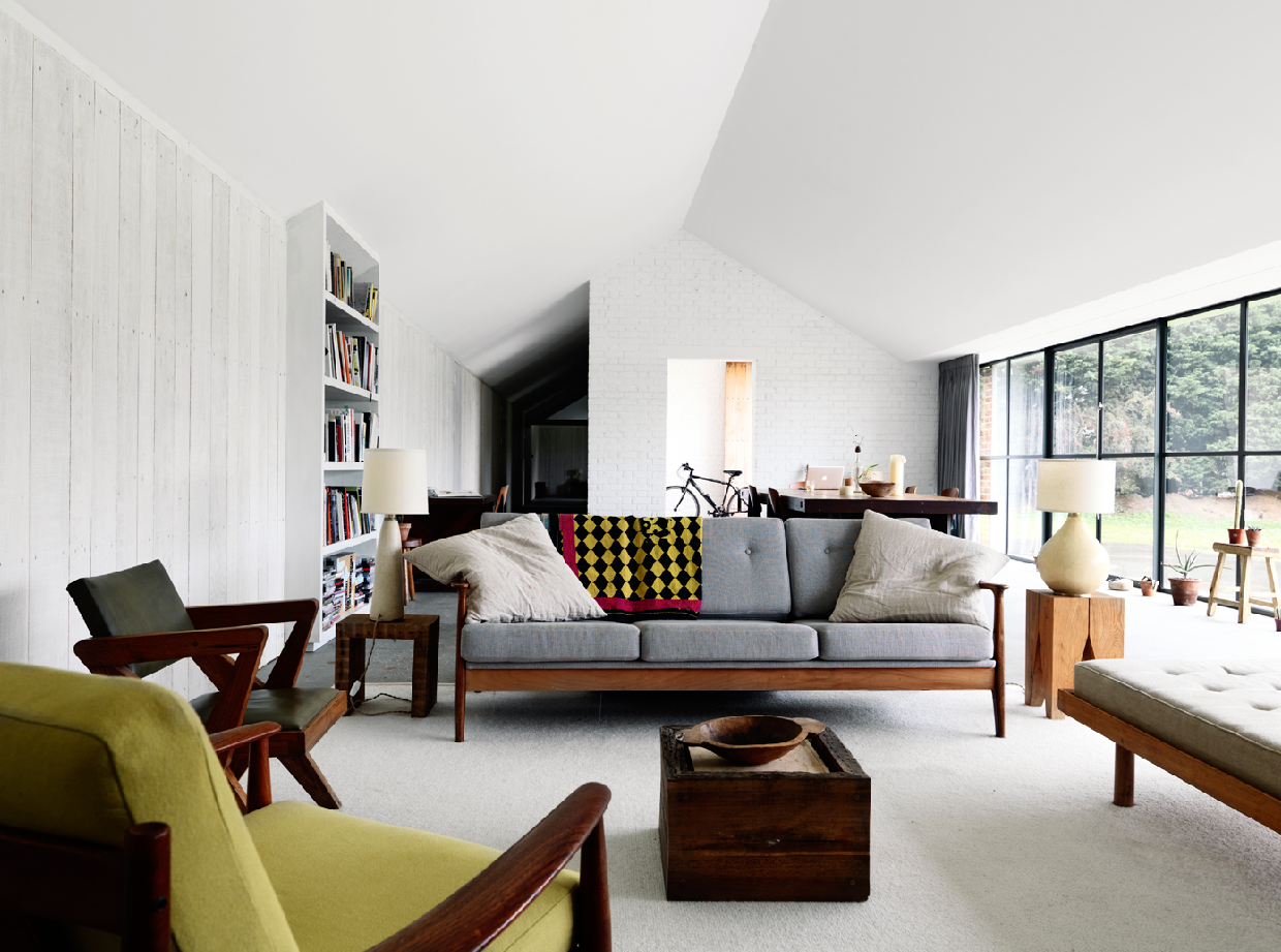 Do Mid-Century Modern Style Without Overdoing It